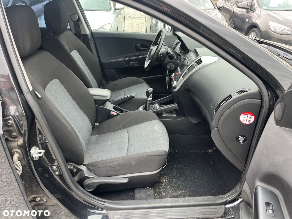 Kia Ceed 1.4 CVVT Attract - 10