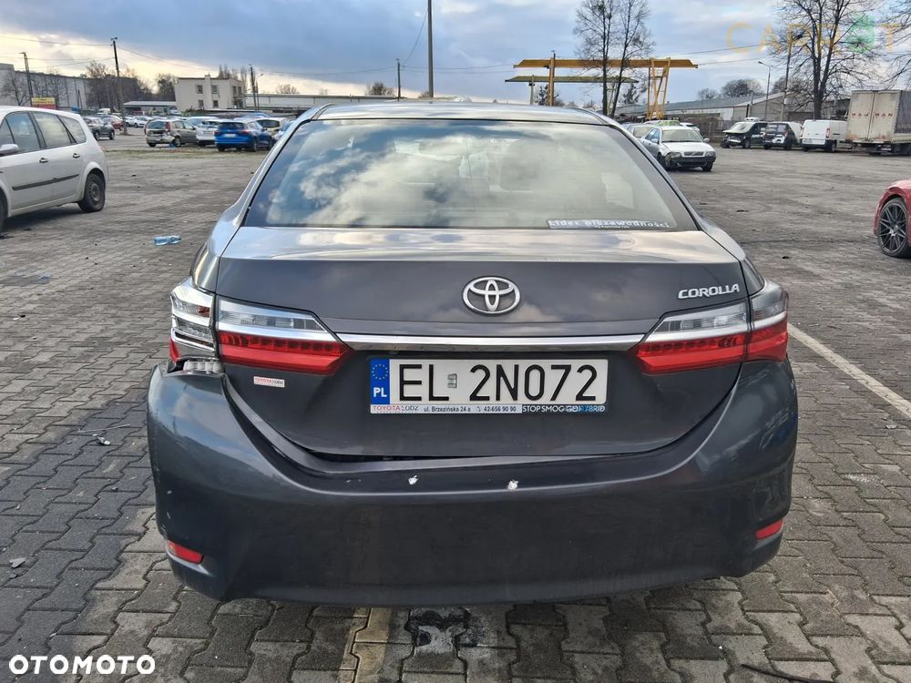 Toyota Corolla 1.6 Comfort - 3