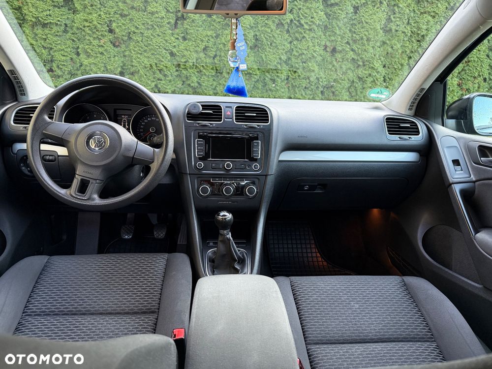 Volkswagen Golf - 17