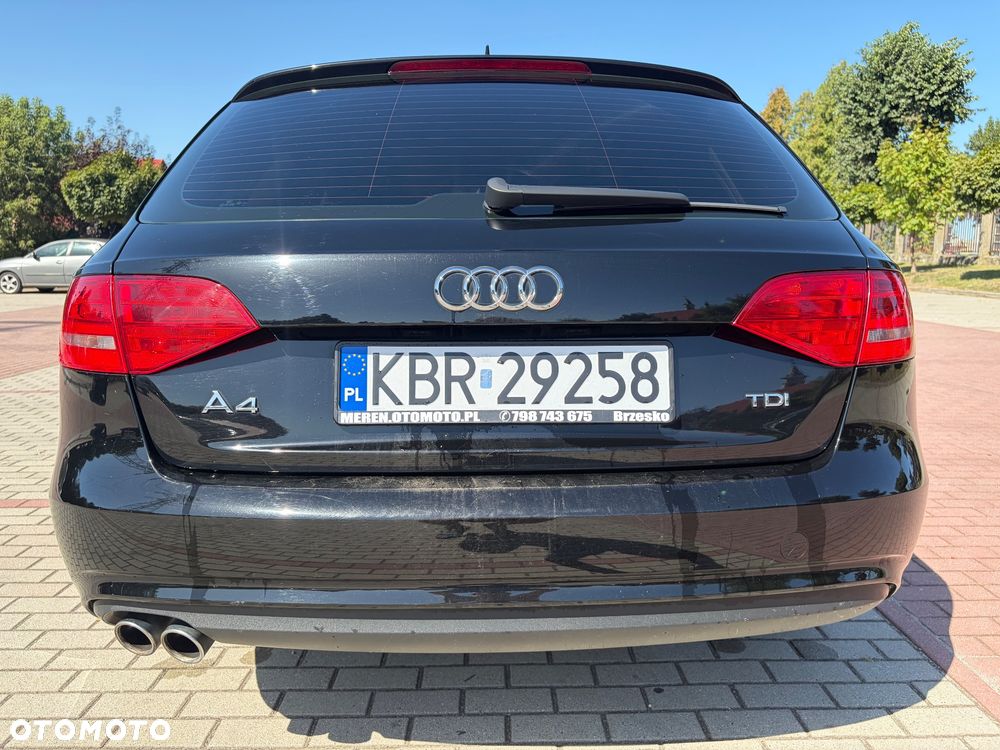 Audi A4 Avant 2.0 TDI DPF Attraction - 4