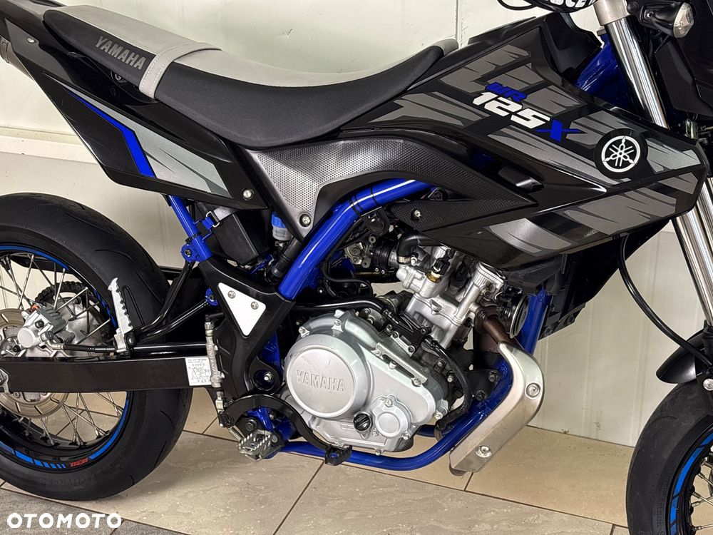 Yamaha WR - 8