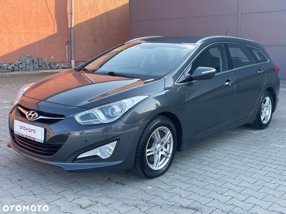 Hyundai i40 1.7 CRDi Comfort + - 25