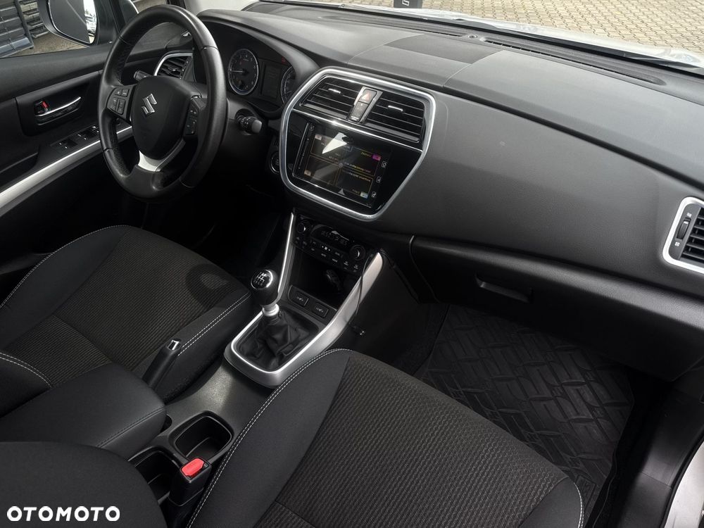 Suzuki SX4 S-Cross 1.4 T Premium - 13