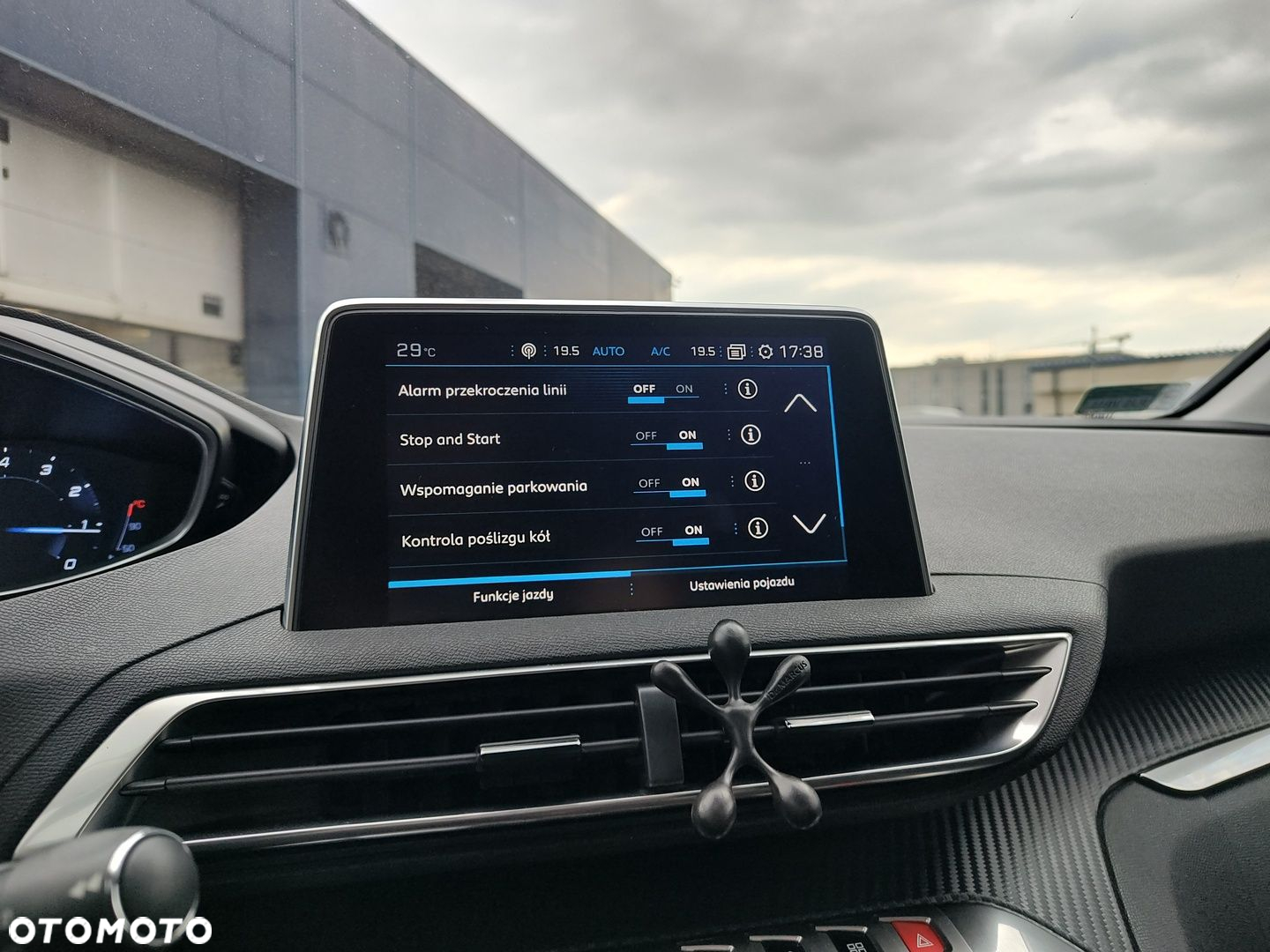 Peugeot 3008 1.2 PureTech Active - 18