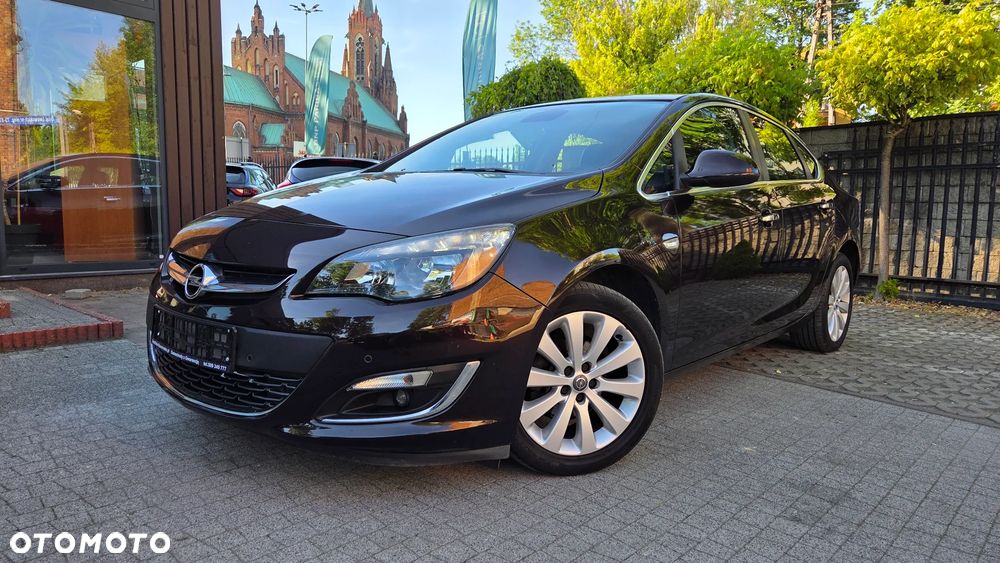 Opel Astra 1.4 Innovation - 1