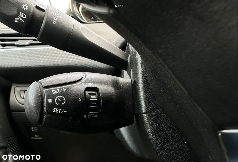 Peugeot 2008 1.2 Pure Tech Style - 12