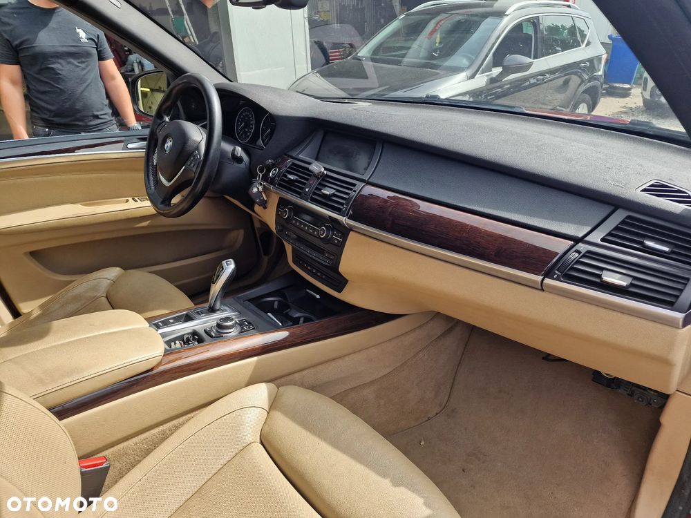 BMW X5 xDrive40d Edition Exclusive - 26