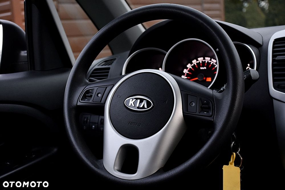 Kia Venga 1.4 CVVT Fifa World Cup Edition - 19