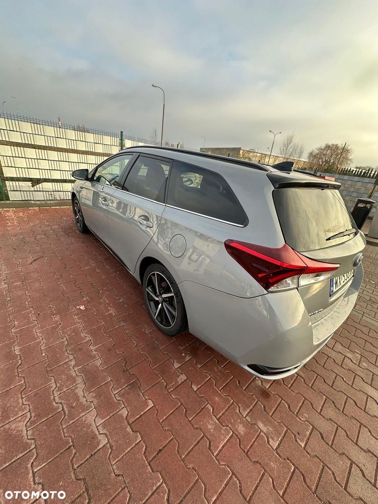 Toyota Auris Hybrid 135 Comfort - 6