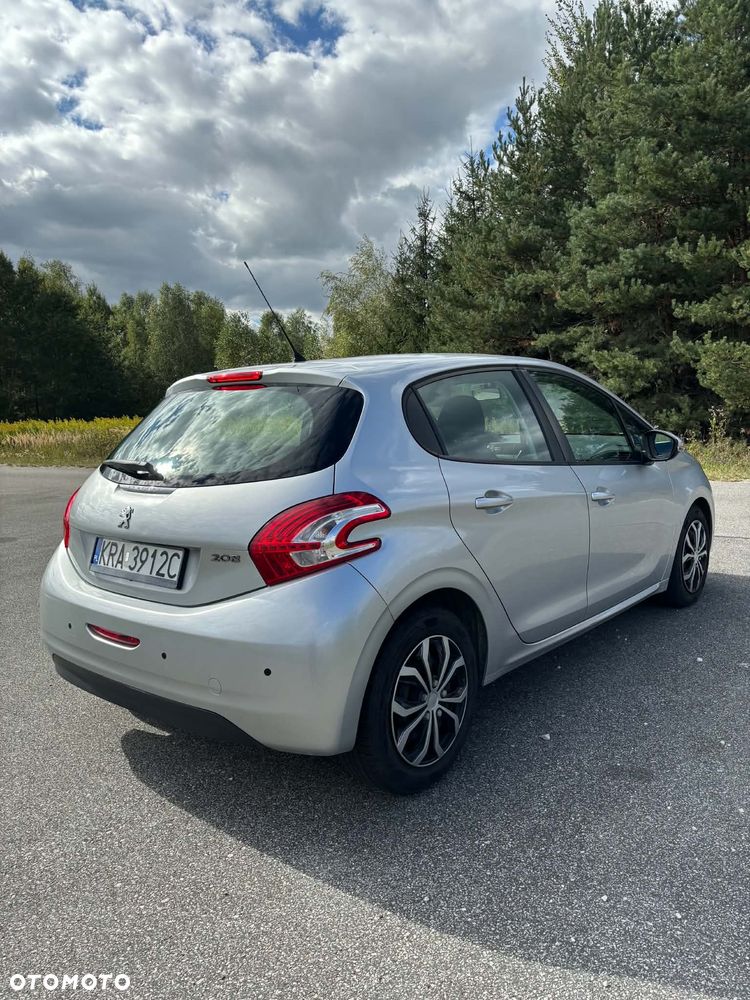 Peugeot 208 1.2 PureTech Allure - 7