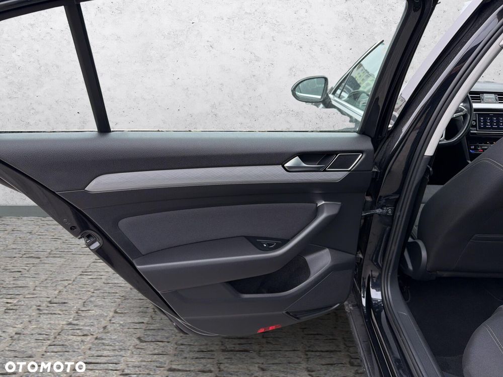 Volkswagen Passat 1.5 TSI EVO Business DSG - 35