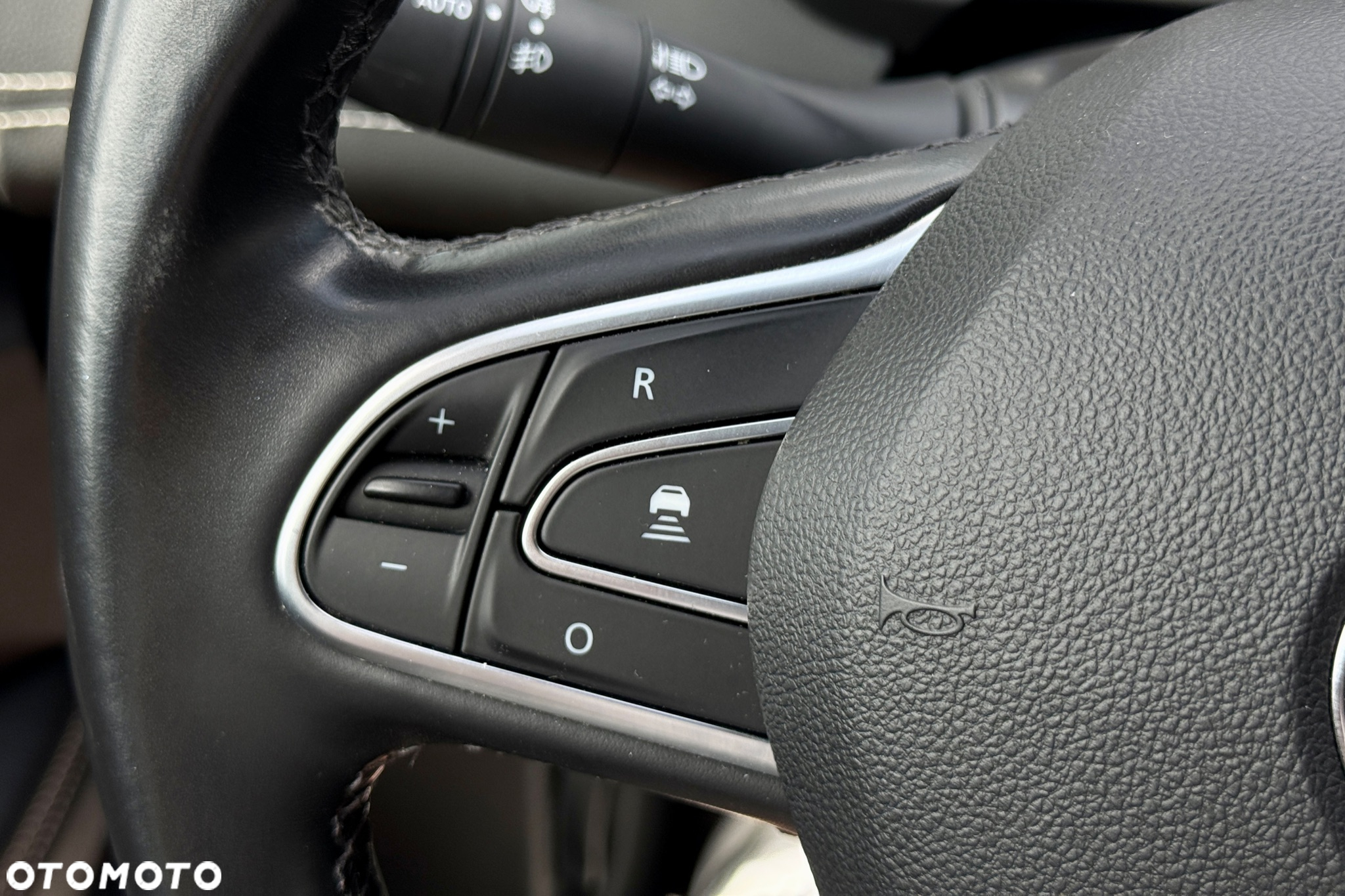 Renault Grand Scenic - 9