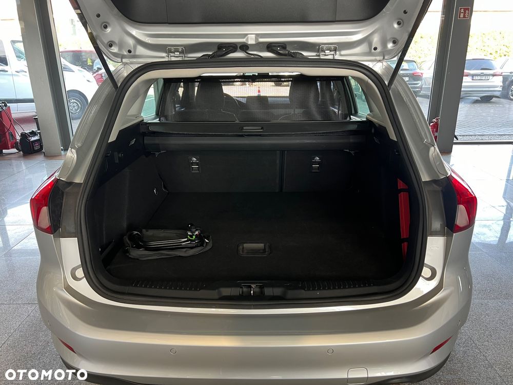 Ford Focus 2.0 EcoBlue Titanium - 14