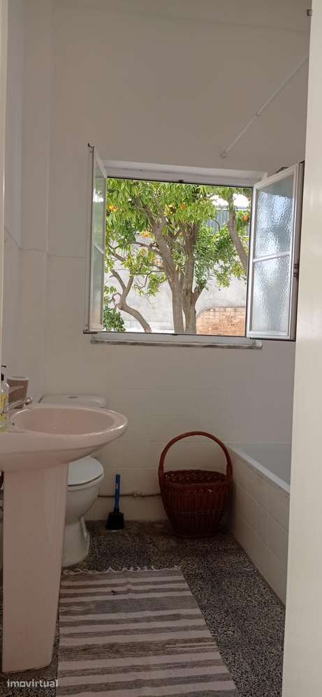 Apartamento com 3 quartos - localizado em Santa Apolónia Lisbon - Grande imagem: 2/24