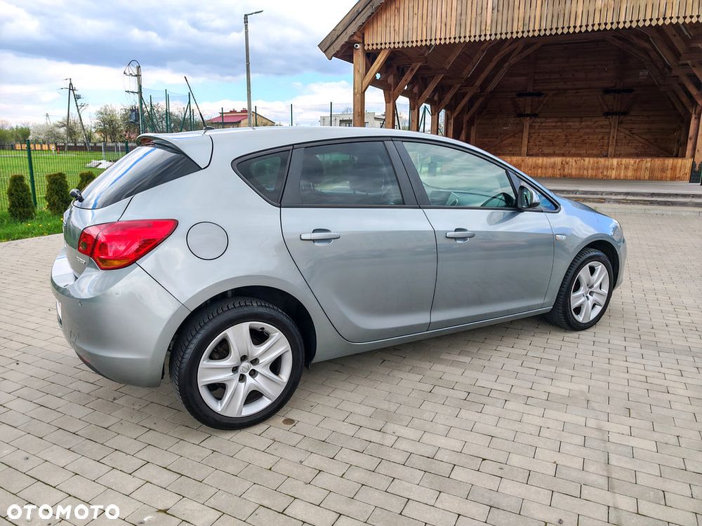 Opel Astra 1.4 Turbo Edition - 6
