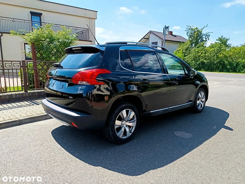 Peugeot 2008 1.6 e-HDi Allure S&S - 8