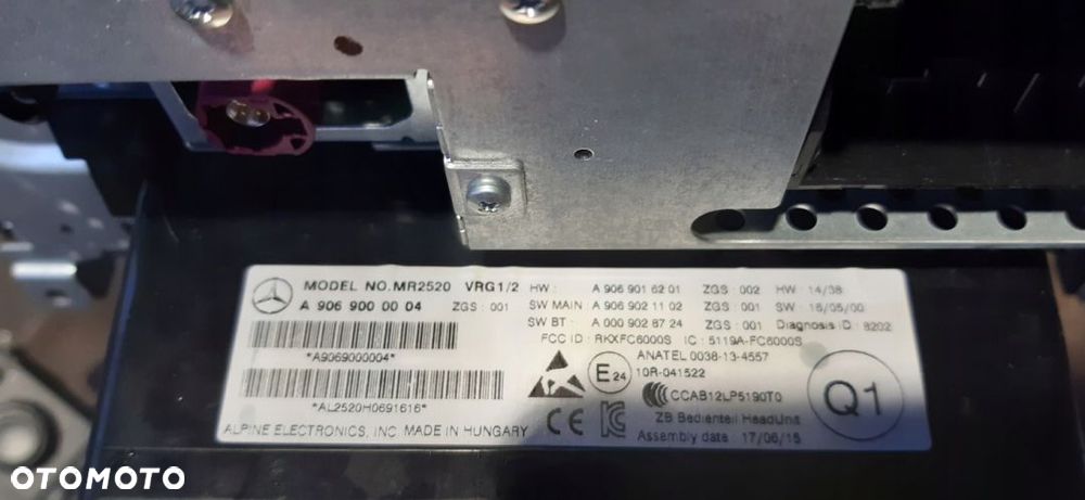 Mercedes Actros Radio - 7