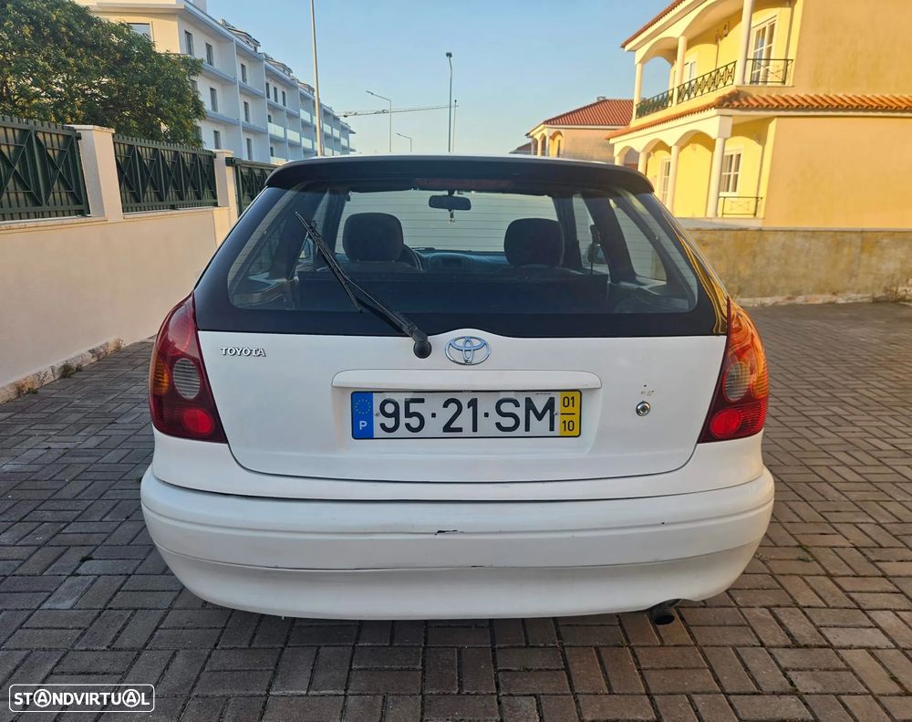 Toyota Corolla Starvan 2.0 D-4D - IVA Dedutível - 12