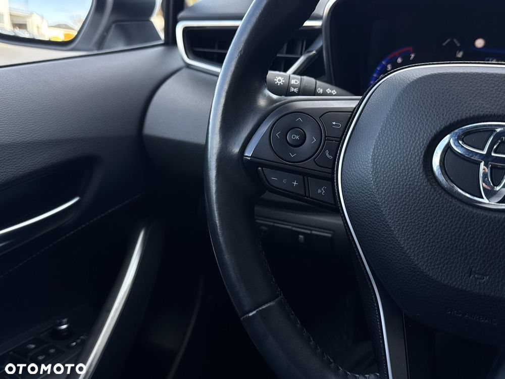 Toyota Corolla 1.8 Hybrid Comfort - 18