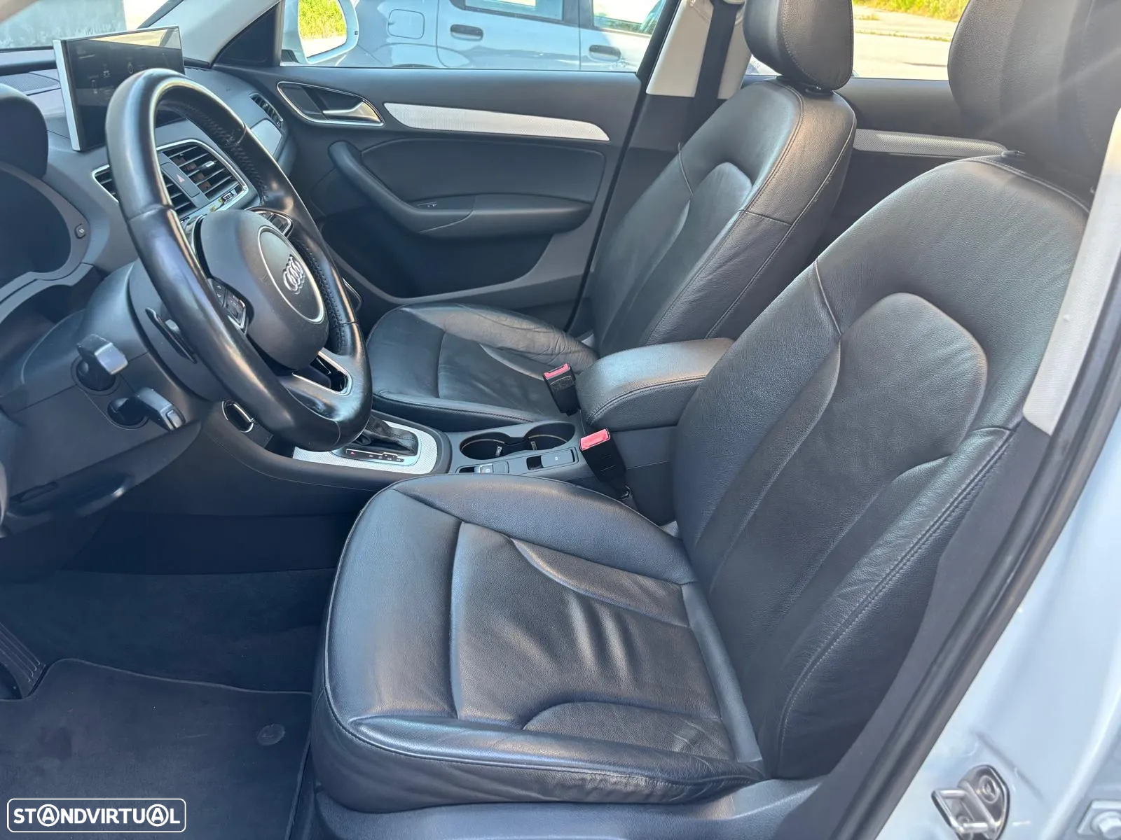 Audi Q3 2.0 TFSI quattro S-line S-tronic - 18