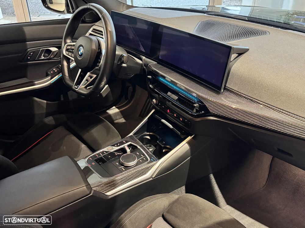 BMW 330 e Pack Desportivo M Pro Auto - 8