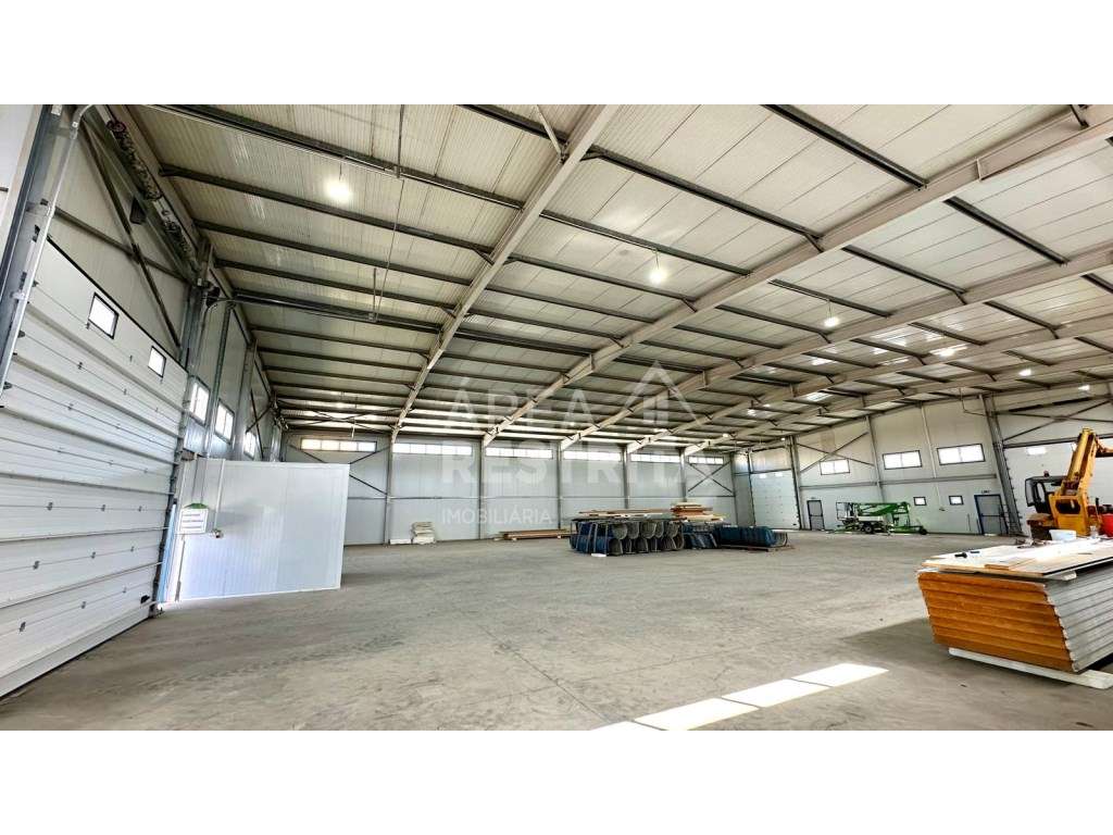 Armazém com 1074m² (terreno 2257 m2) - Montijo (junto à A33, A12, A... - Grande imagem: 4/35