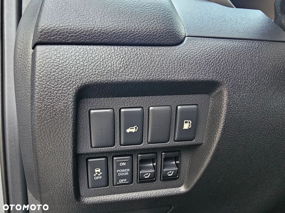 Nissan Murano 2.5 D Premium - 36