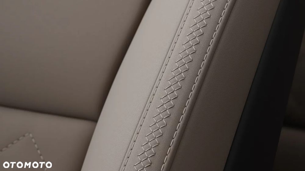 Volvo XC 60 B5 B AWD Plus Dark - 19