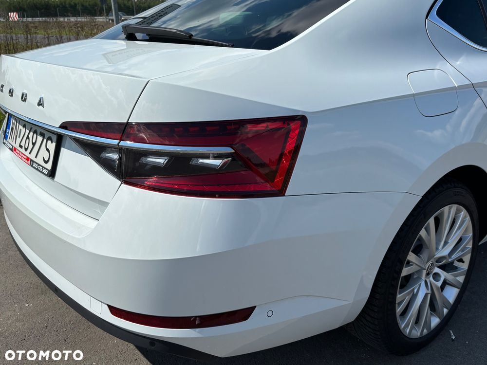 Skoda Superb 2.0 TDI SCR Style DSG - 12