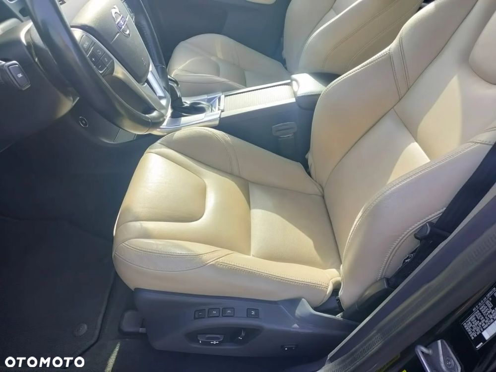 Volvo XC 60 T5 AWD Drive-E Summum - 6