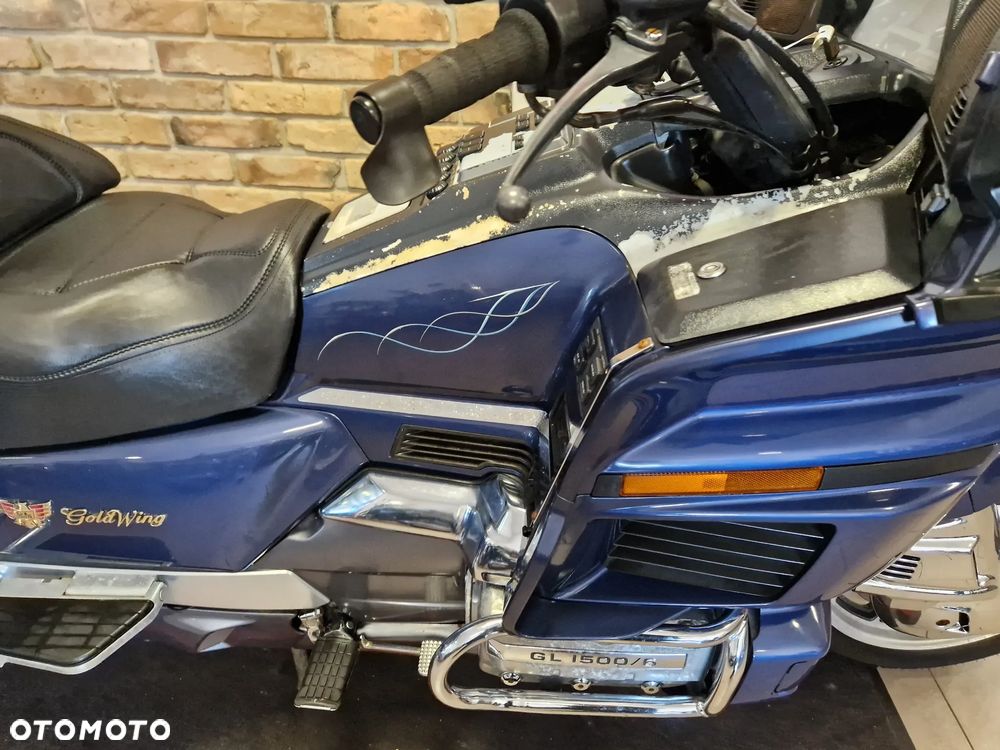 Honda GL - 27