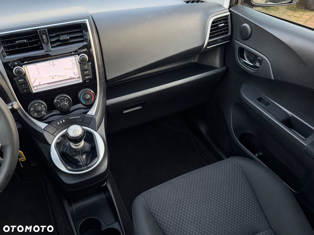 Toyota Verso S 1.33 VVT-i - 10