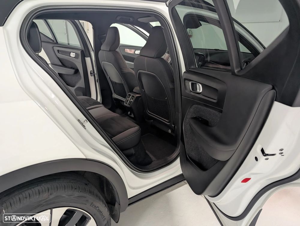 Volvo XC 40 Recharge Core - 7