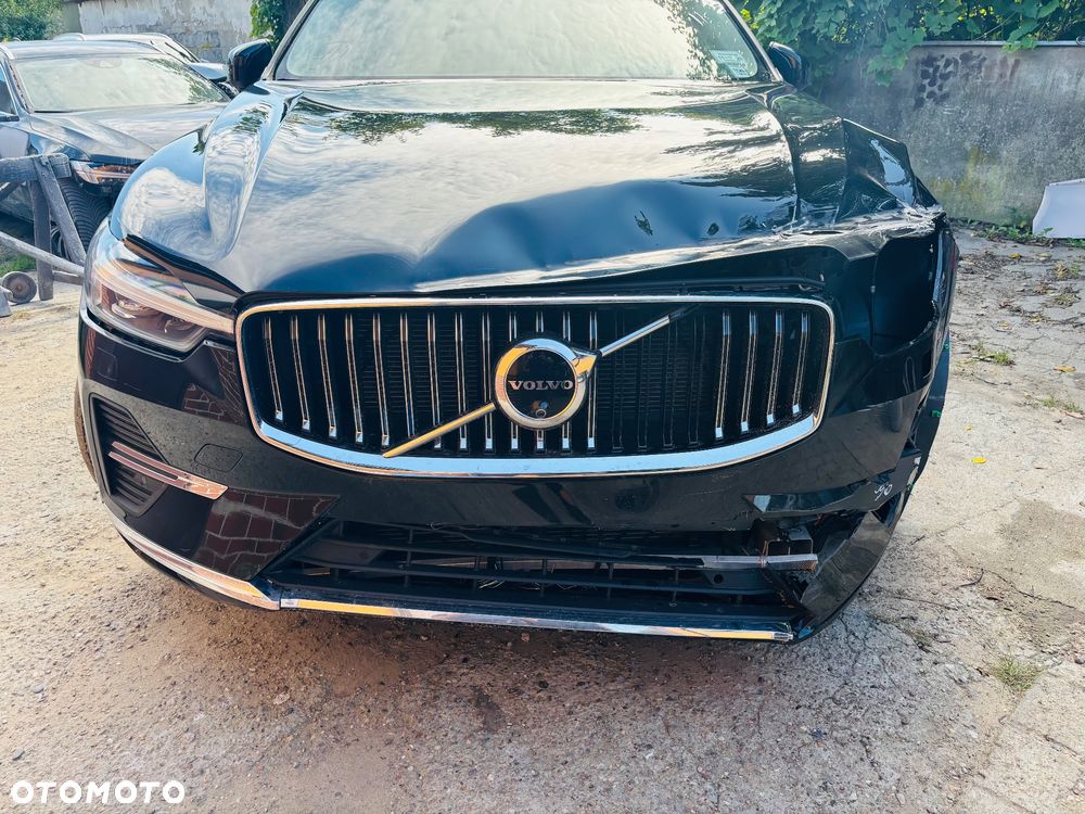 Volvo XC 60 B6 B AWD Ultimate Bright - 21