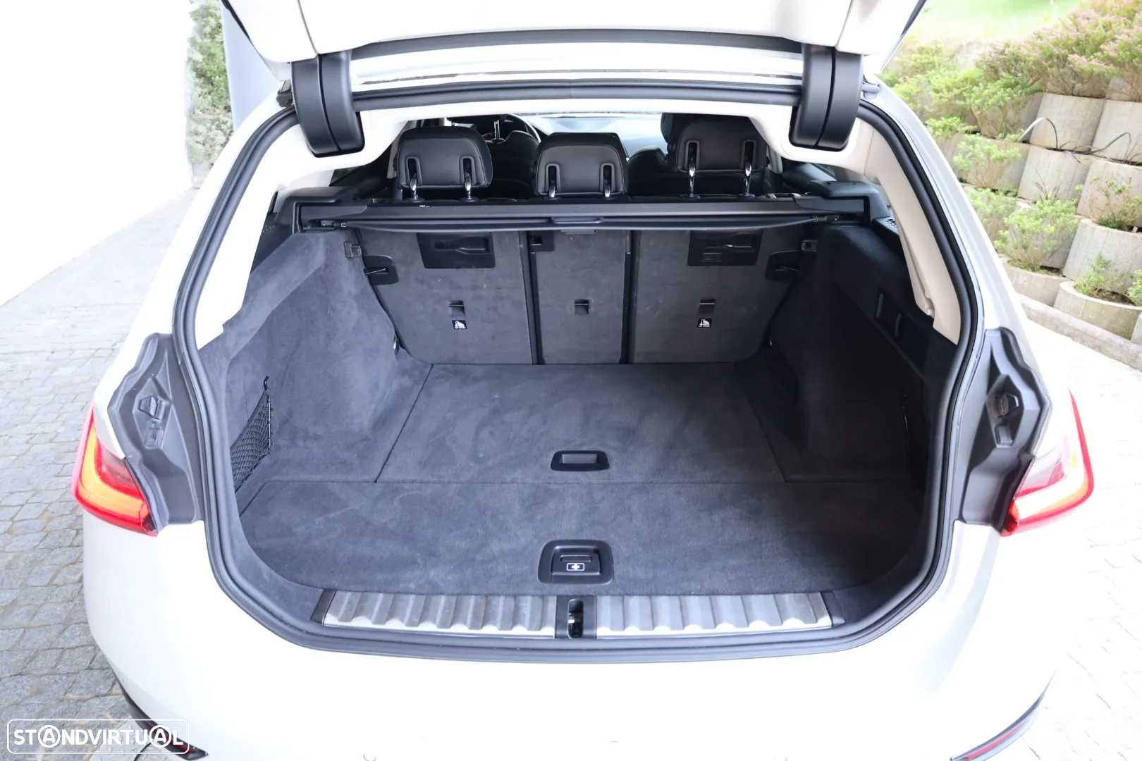 BMW 318 d Touring Line Sport Auto - 14