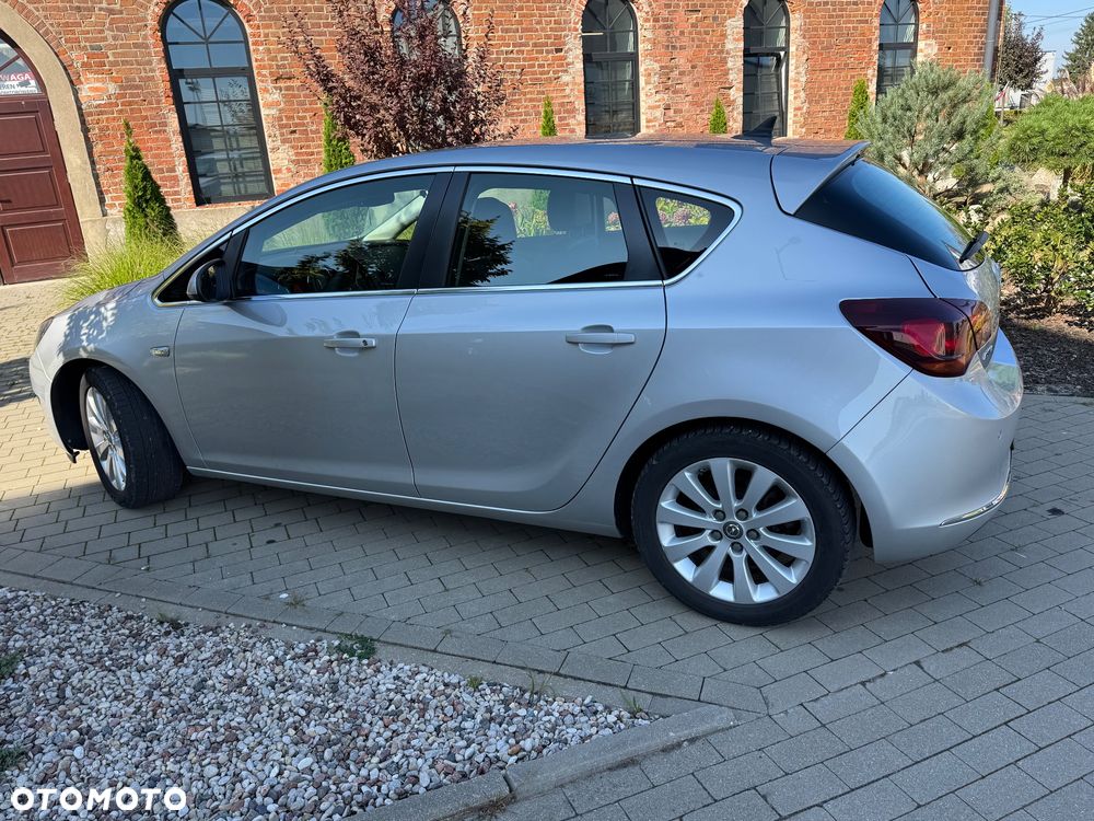 Opel Astra 1.6 CDTI Cosmo - 13