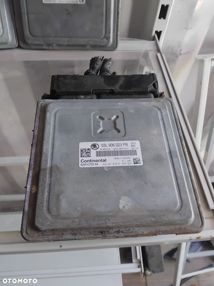 Sterownik silnika ECU 03L906 023 PR MM DQ QH - 1