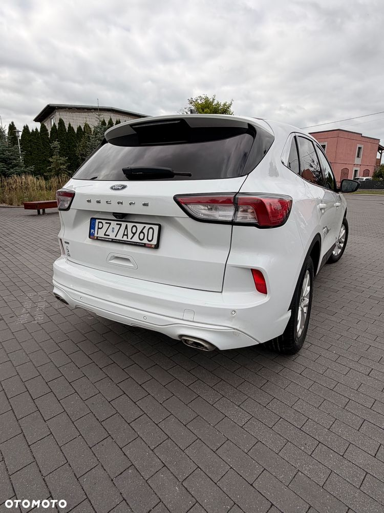 Ford Kuga - 35