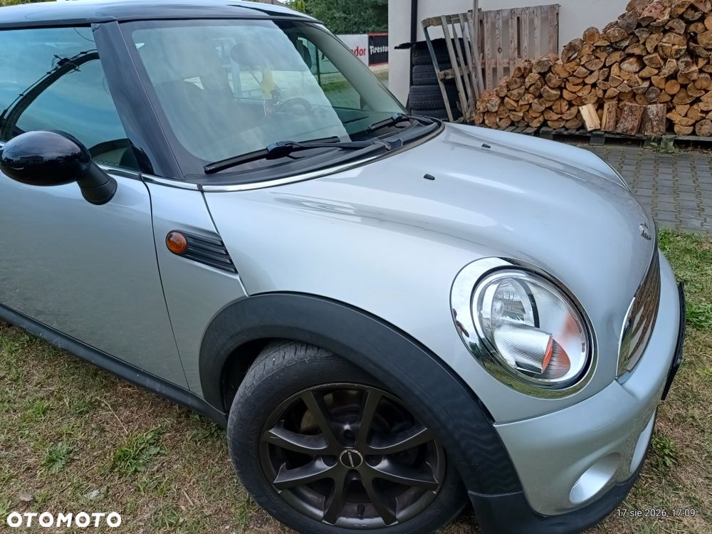 MINI Cooper 50 Camden - 2