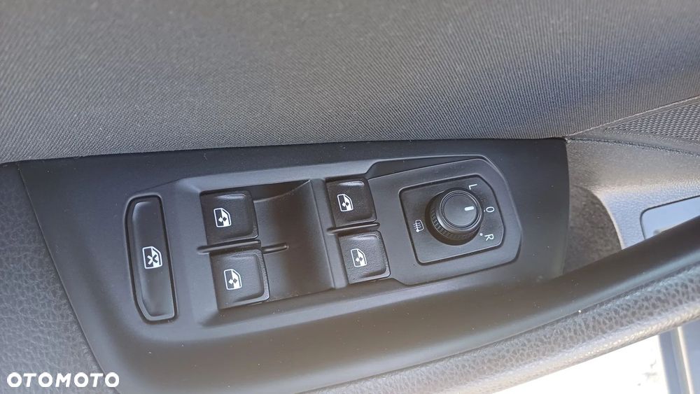 Volkswagen Passat 2.0 TDI EVO Essence - 14