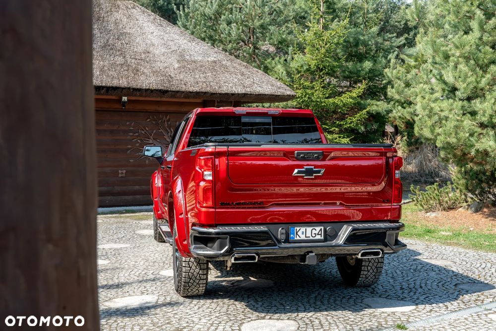 Chevrolet Silverado - 19