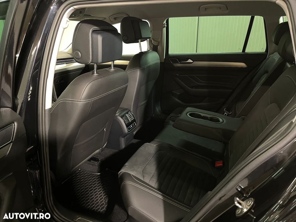 Volkswagen Passat 2.0 TDI DSG 4Mot Highline - 12