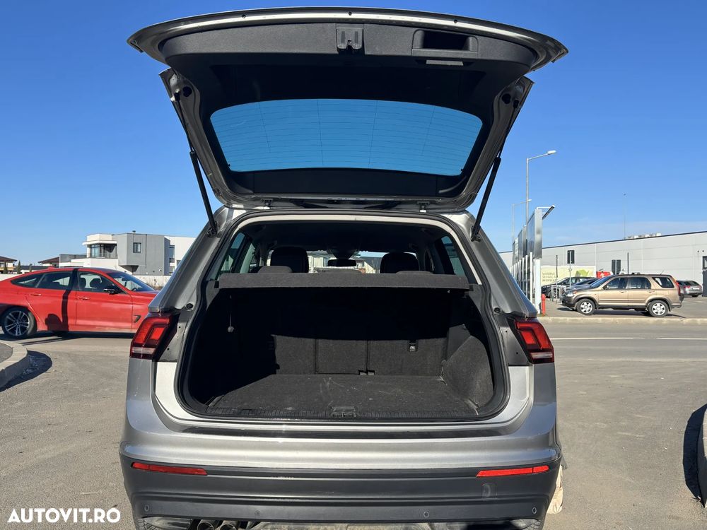 Volkswagen Tiguan 2.0 TDI DPF DSG 4Mot Comfortline - 9