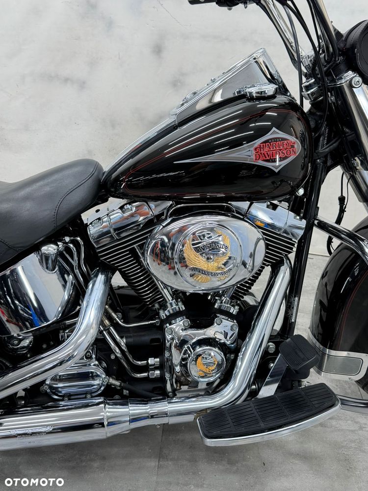 Harley-Davidson Softail Heritage Classic - 26