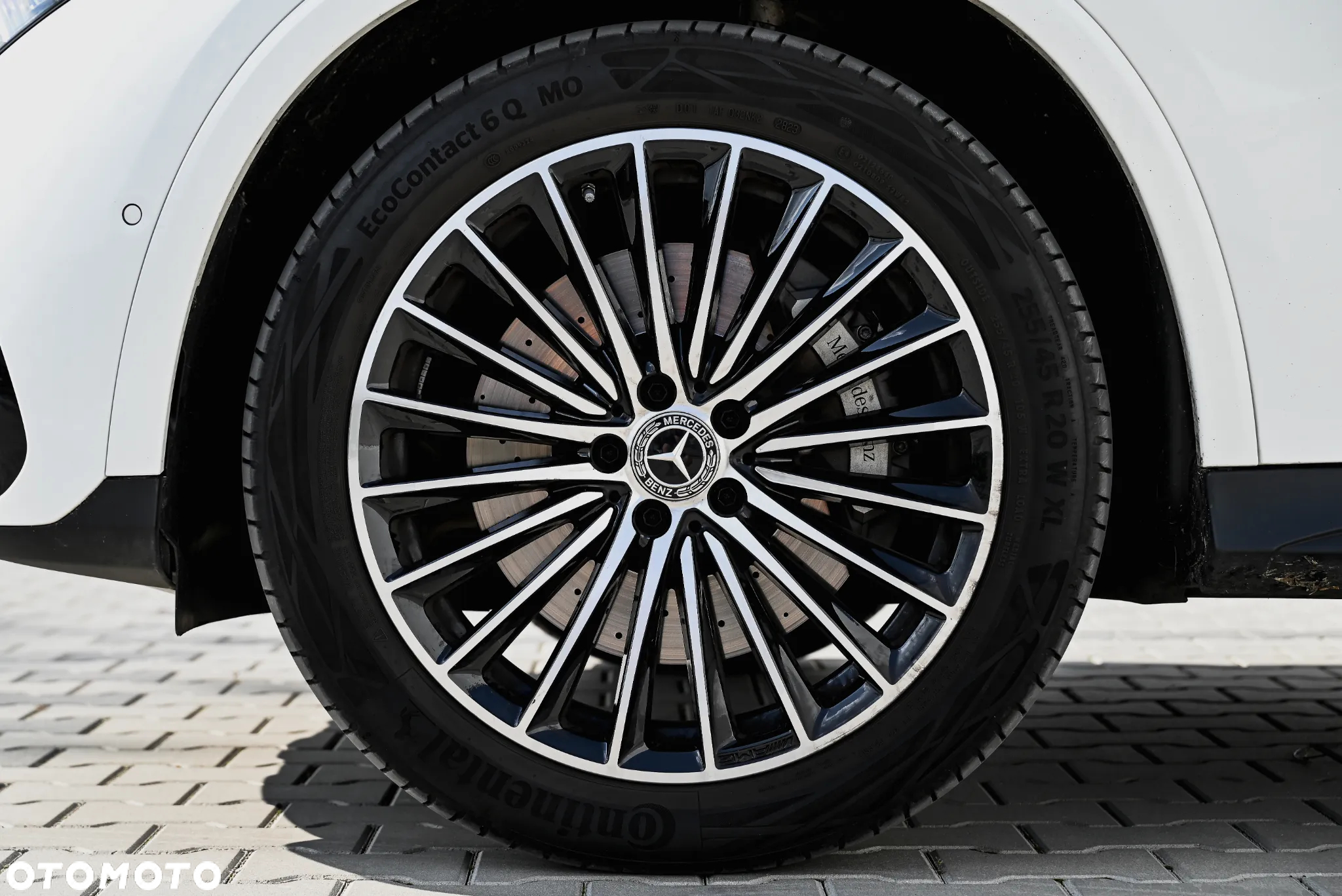 Mercedes-Benz GLC - 9