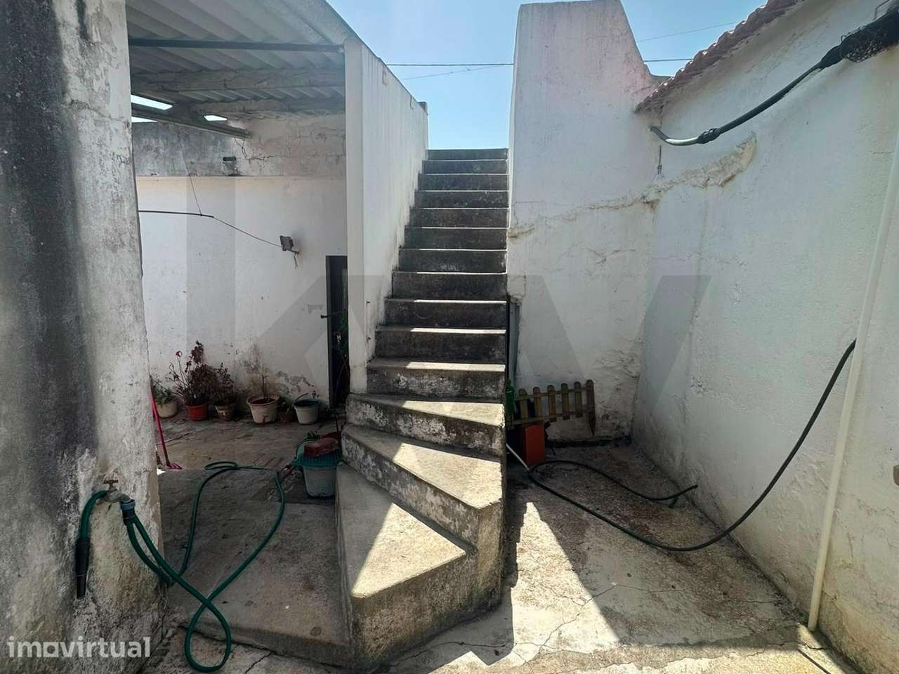 Descubra o equilíbrio perfeito entre a tranquilidade do campo e a prox - Grande imagem: 3/25