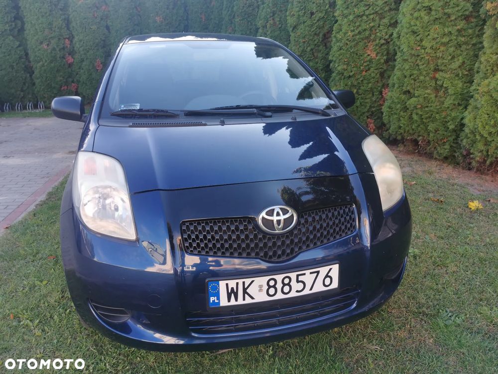 Toyota Yaris - 1