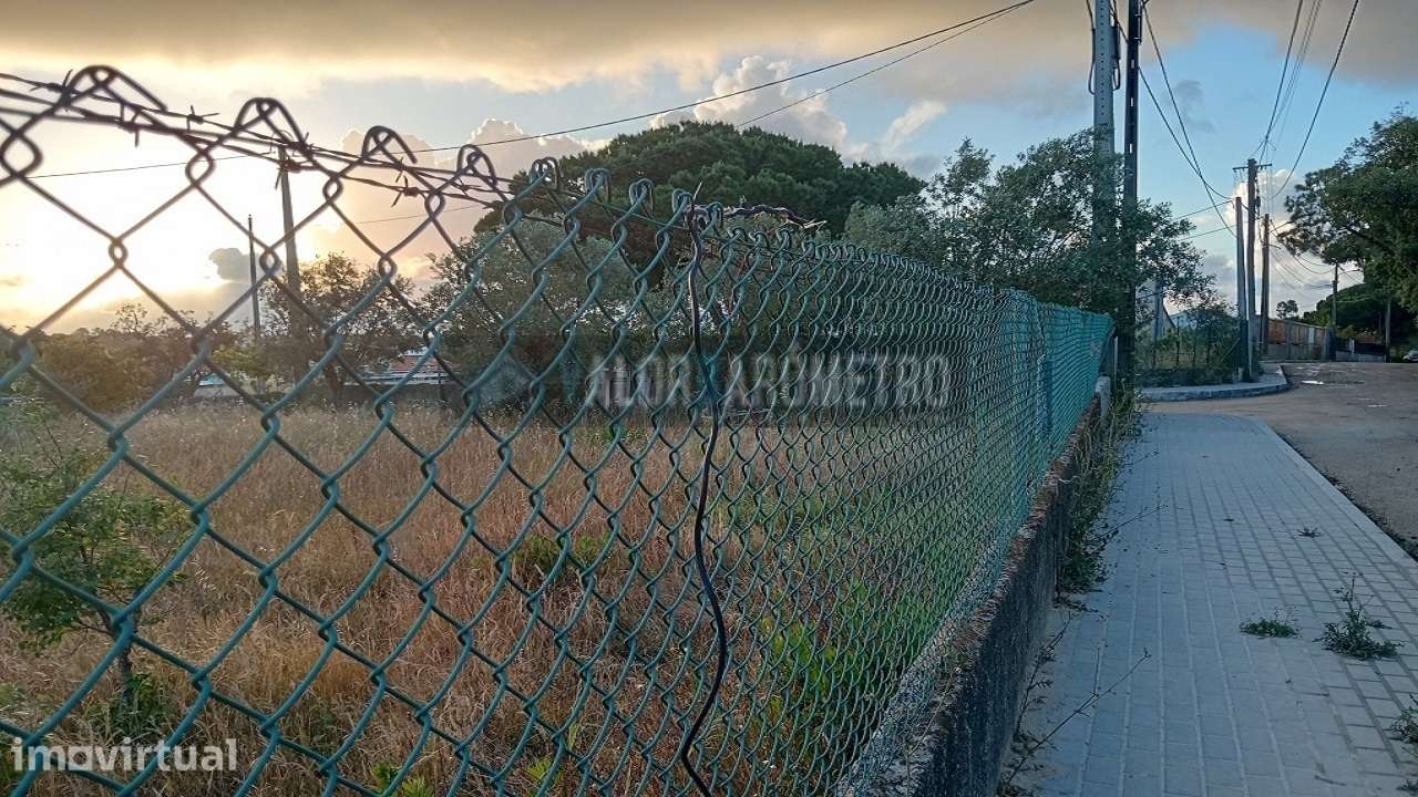 Terreno Urbano em Stº António da Charneca - Barreiro - Grande imagem: 5/25