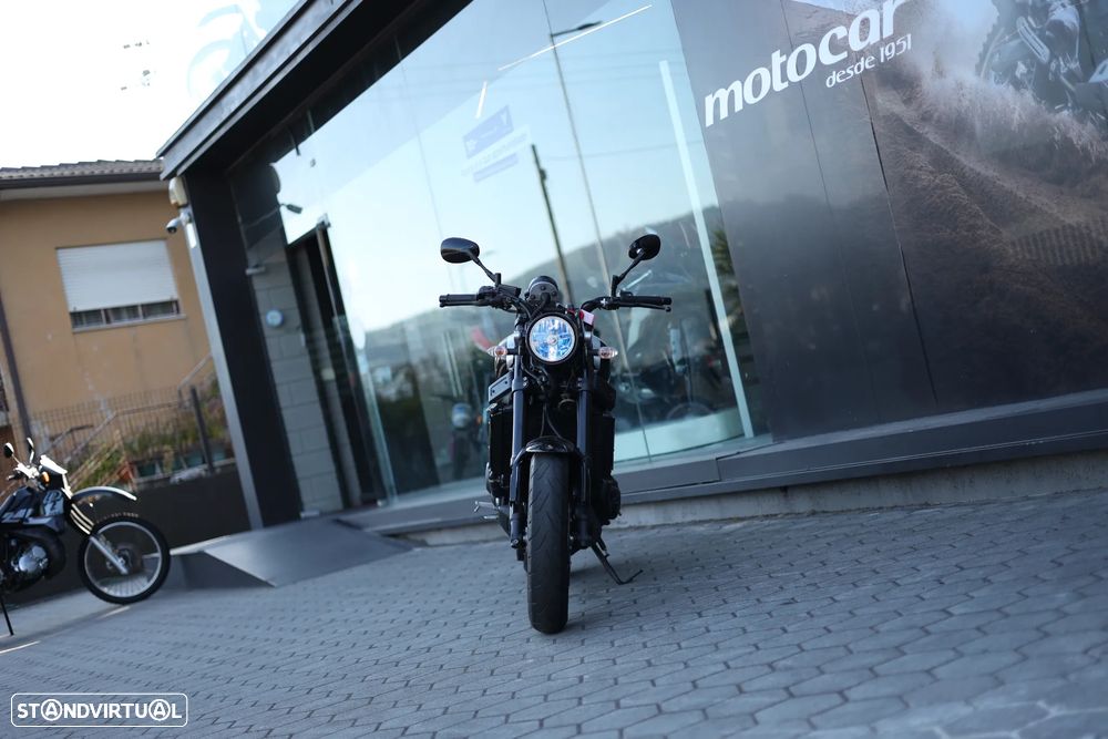 Yamaha XSR 900 - 3