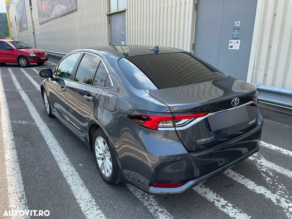 Toyota Corolla - 2